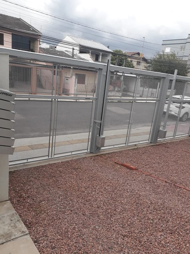 Mais fotos de Carlos Medeiros - imagem 2